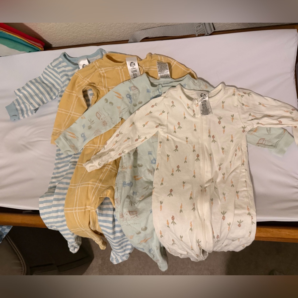 Lot of 4 - Gerber Baby Footie Pajamas 3-6 M